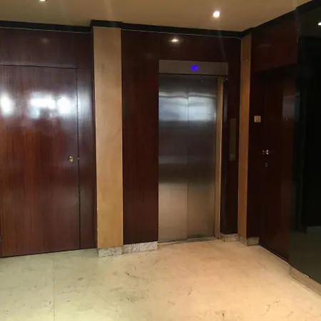 Appartement Hoche Cozy Place Parijs