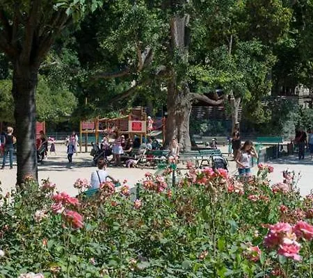 Hoche Cozy Place * Paris